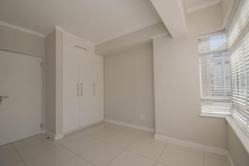 To Let 2 Bedroom Property for Rent in Sea Point Western Cape